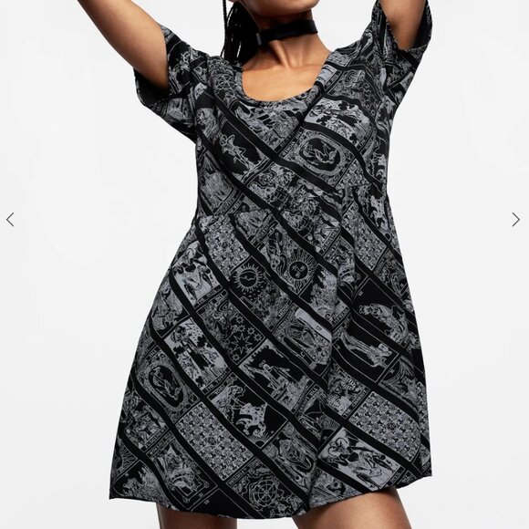 Disturbia Cartomancy Scoop Neck Mini Smock Dress - Picture 5 of 5